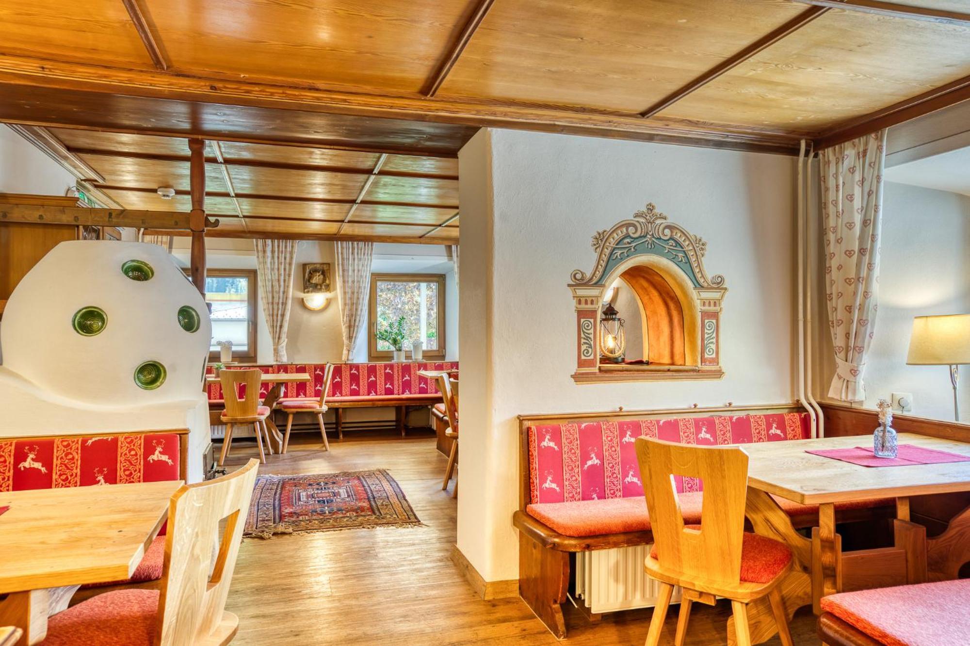 Hotel Jaegerhof オエッツ エクステリア 写真