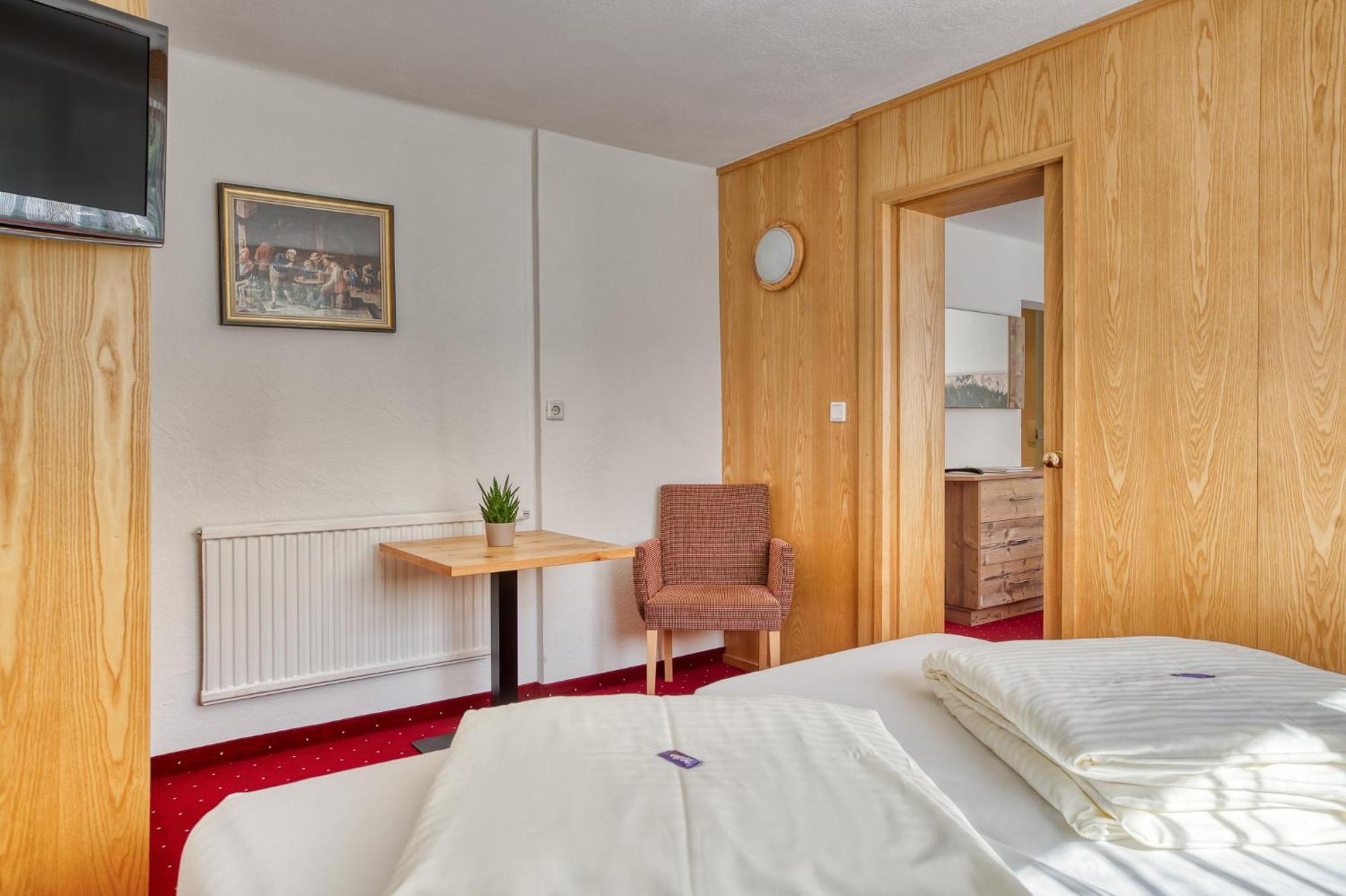 Hotel Jaegerhof オエッツ 部屋 写真